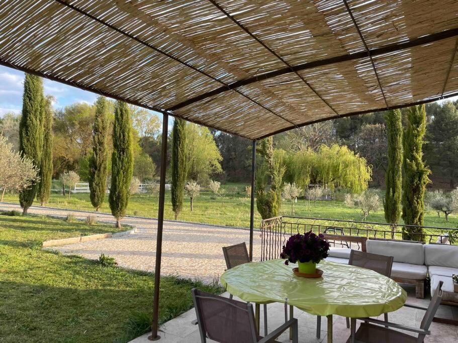 Maison Campagne Aixoise Holiday home *